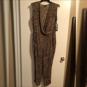 **NEW WITH TAG** Leopard plus romper - Size 1X